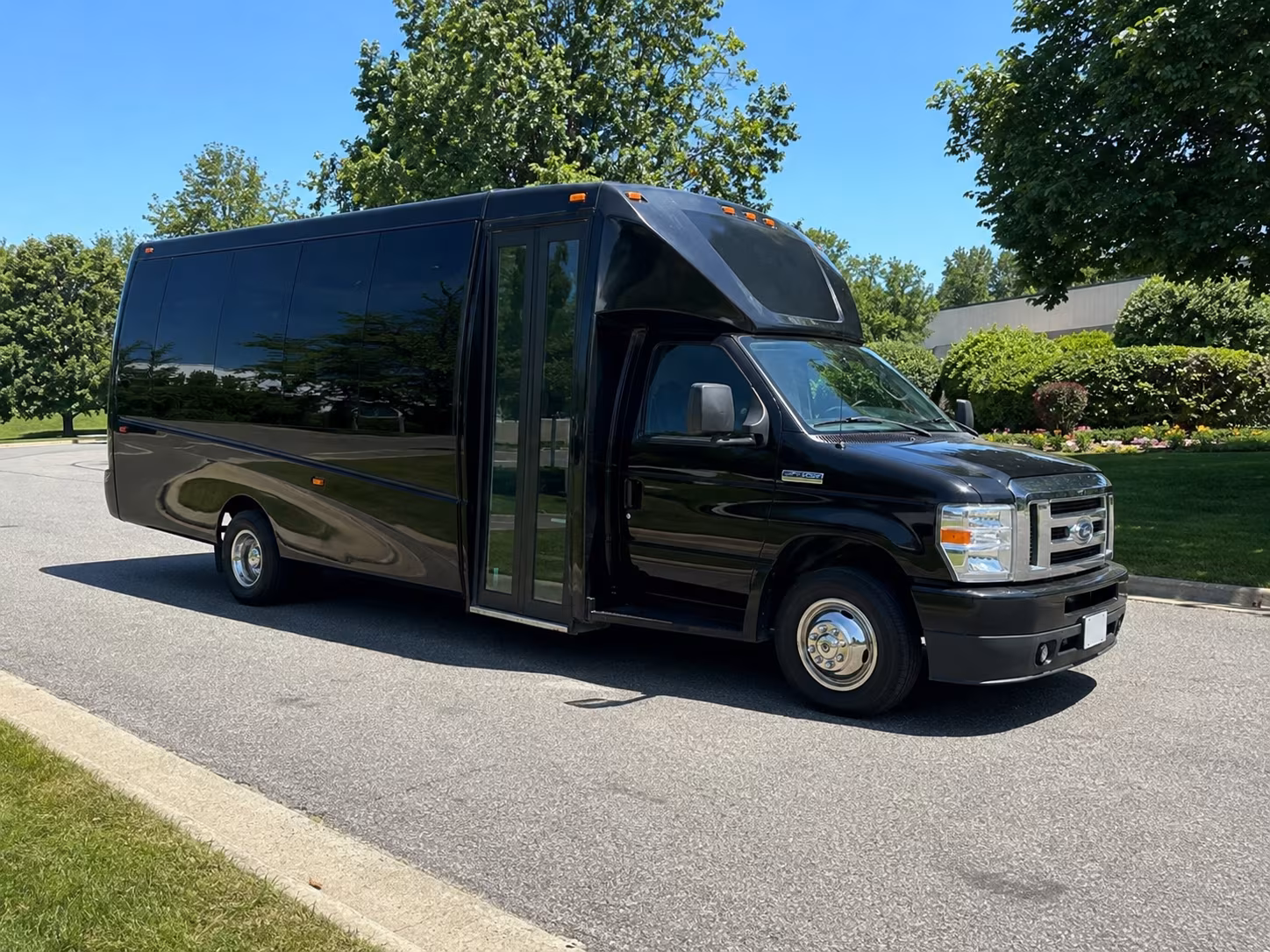 party buses for richland bachelorette and bachelor weekends