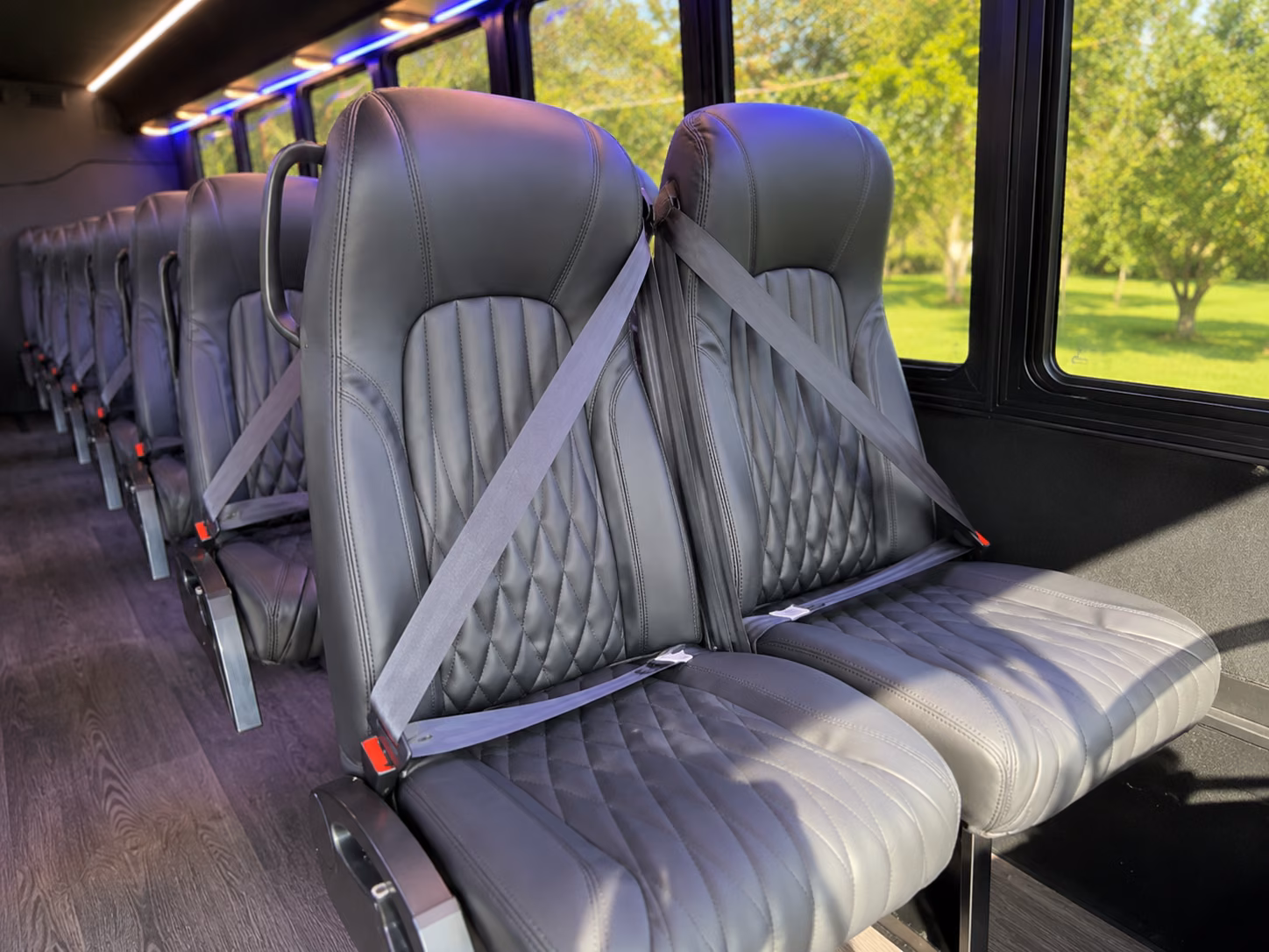 richland 18 passenger minibus interior