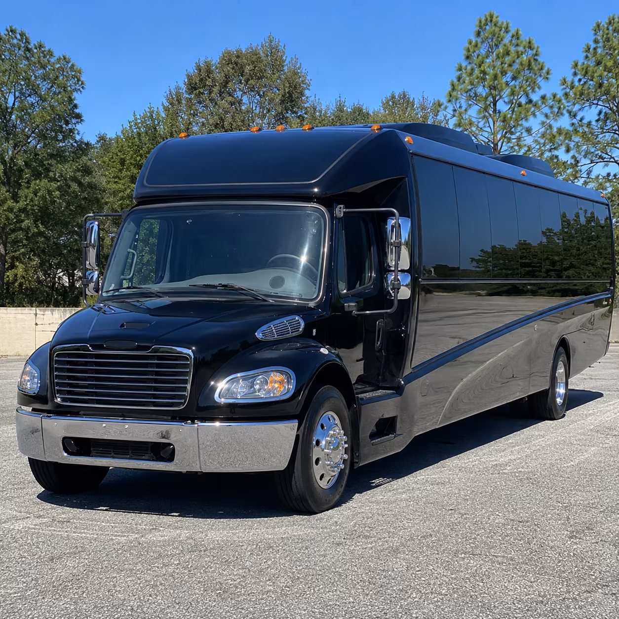 richland 18 passenger minibus